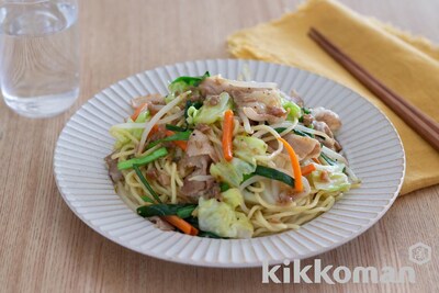 写真:ねぎ塩焼きそば(具鍋アレンジ)