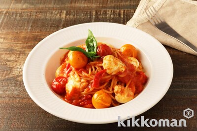 写真:Wトマトとモッツァレラのパスタ