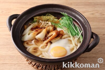 写真:すき煮風うどん鍋(具鍋 豚すき鍋つゆアレンジ)