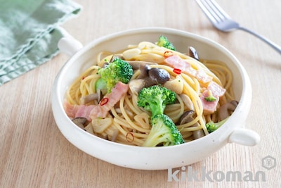 写真:ブロッコリーとベーコンのバターしょうゆパスタ
