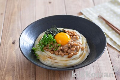写真:なったまうどん
