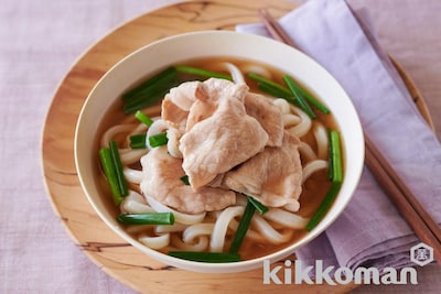 写真:豚しゃぶとわけぎのオイスター風味うどん