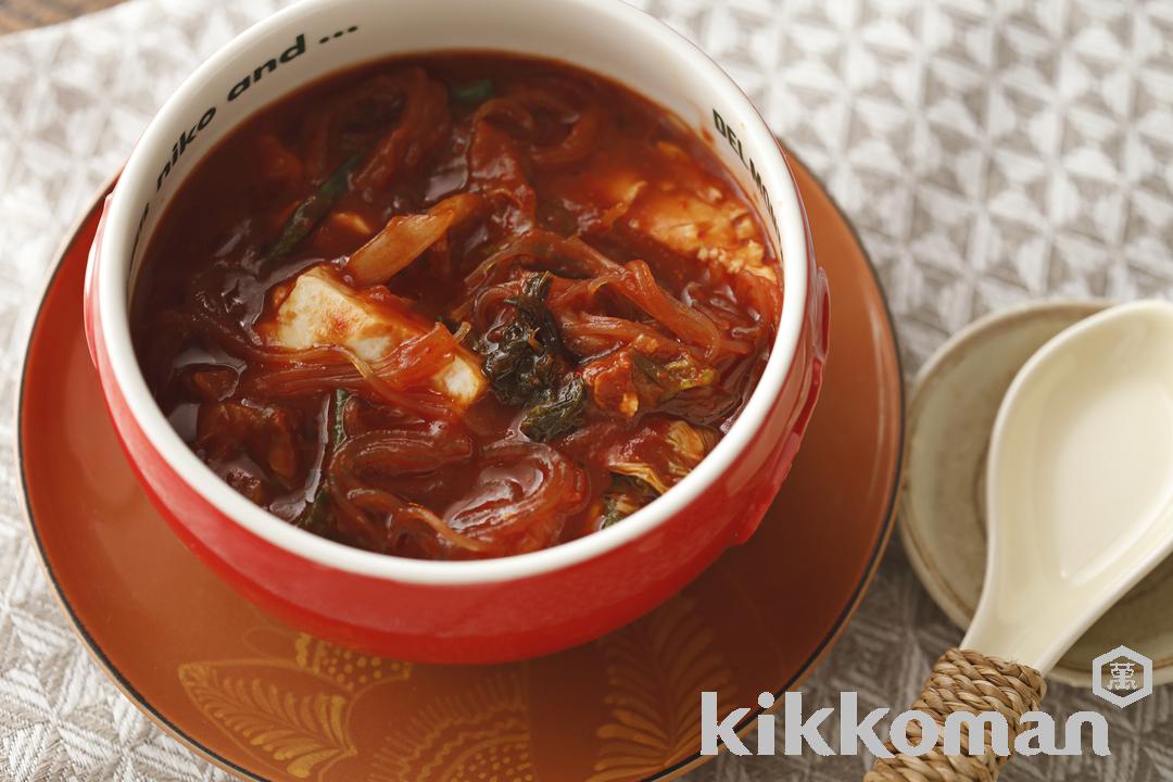 写真：トマトとキムチの韓国風スープ