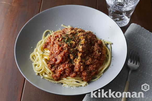 濃厚 ミートソーススパゲッティ たいめいけん三代目茂出木シェフ監修 のレシピ つくり方 キッコーマン ホームクッキング