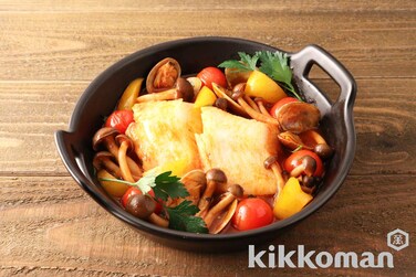 からすかれいのトマトアクアパッツァのレシピ つくり方 キッコーマン ホームクッキング