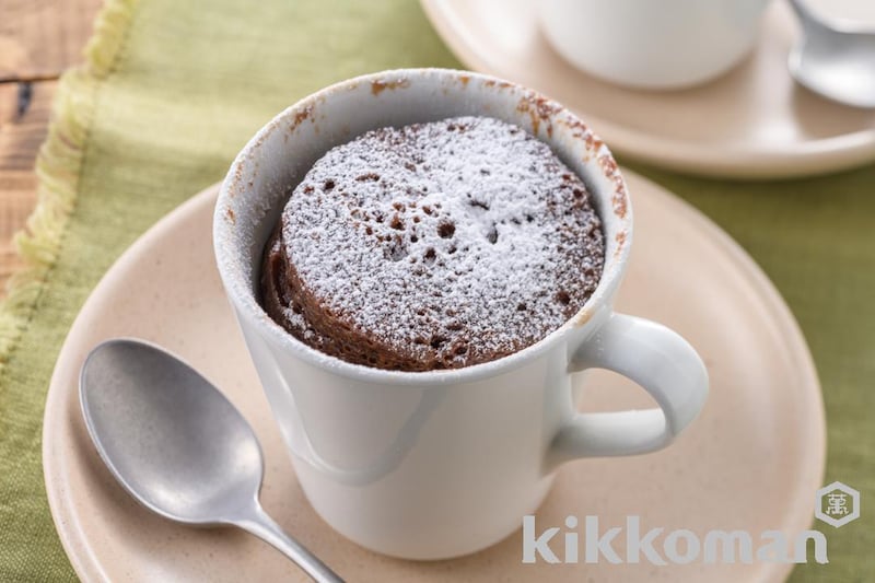 チョコとホットケーキミックスで簡単!お手軽マグカップフォンダンショコラ