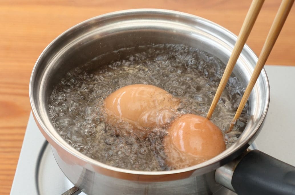 お湯からゆでる場合のゆで卵の作り方：3