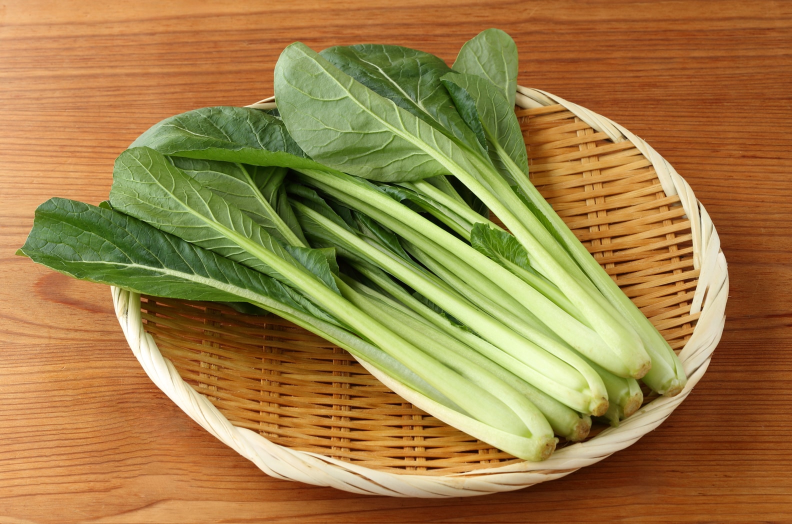 小松菜は生のまま冷凍保存で便利＆時短！下処理・ゆで方のコツやおすすめレシピも