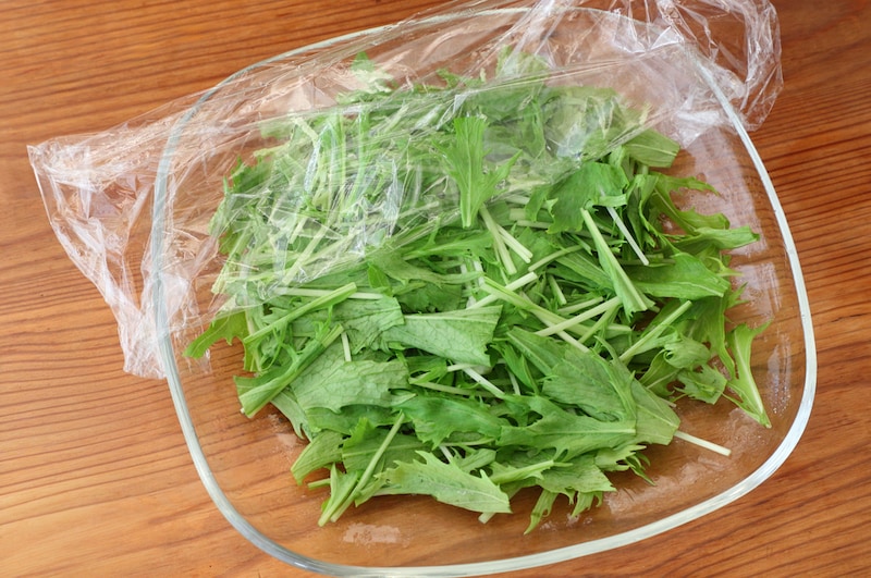 写真:レンジで加熱した水菜