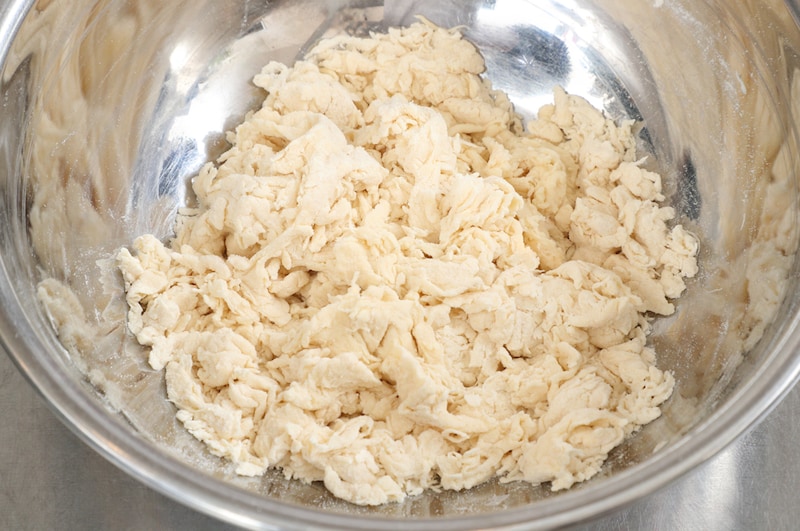 写真：そぼろ状になった生地