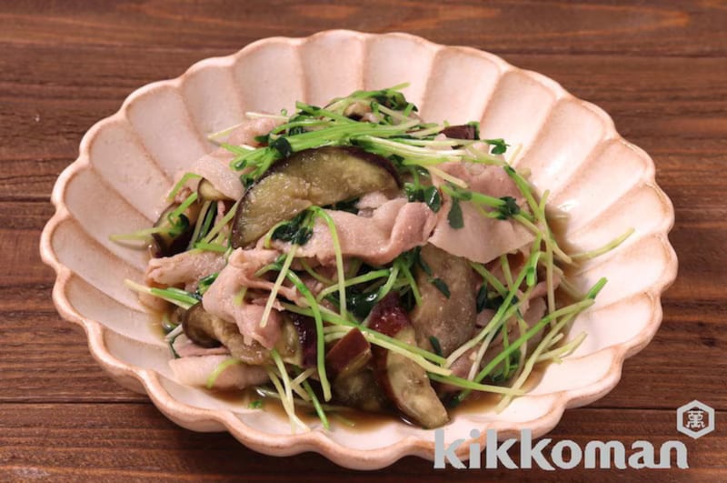 写真：レンジで簡単！豚バラと豆苗の蒸しおかず