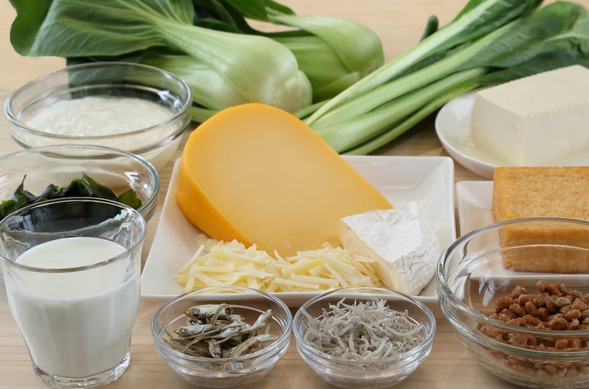 カルシウムを多く含む食品は？摂り方のコツや体への働きを管理栄養士が紹介！おすすめレシピも