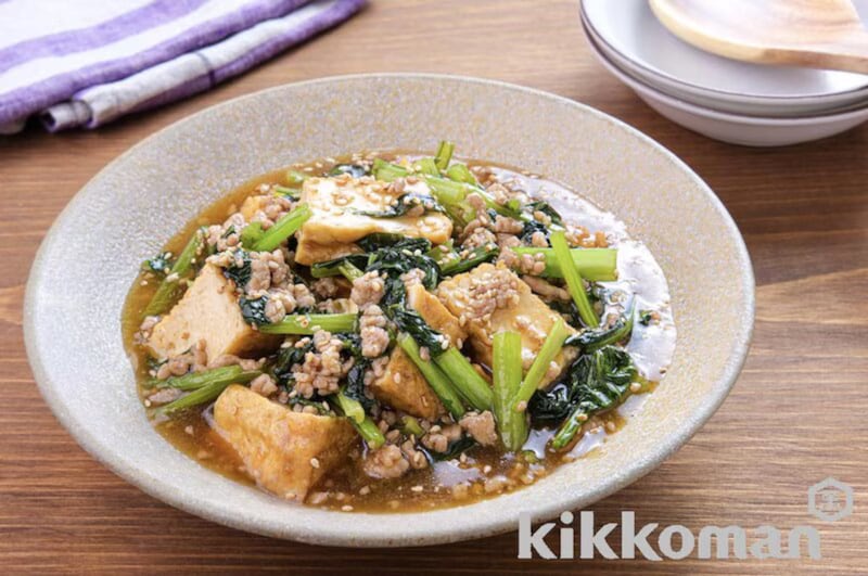 写真：小松菜と厚揚げの和風そぼろあん