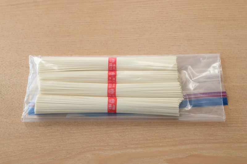 写真：密閉容器に入れて冷蔵庫で保存