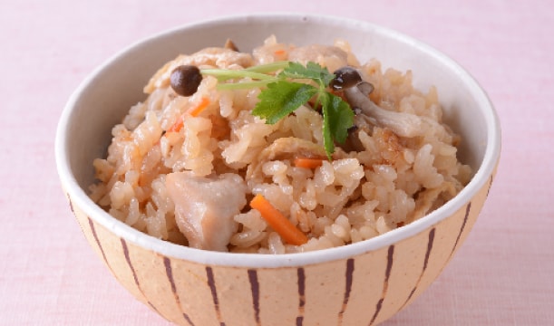 だし香る炊き込みごはん【簡単調理】