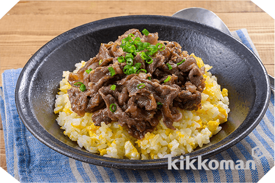 レンジで焼肉
ガーリックチャーハン
(山本ゆりさん)